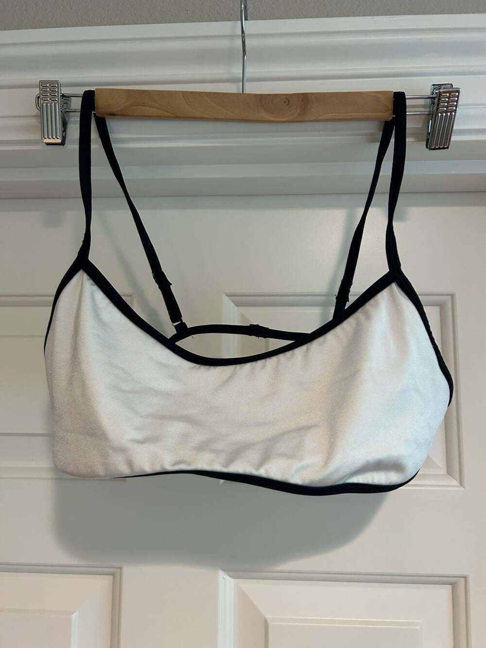Lounge Underwear Swim White and Black Contrast Strappy Bikini Top Size XL